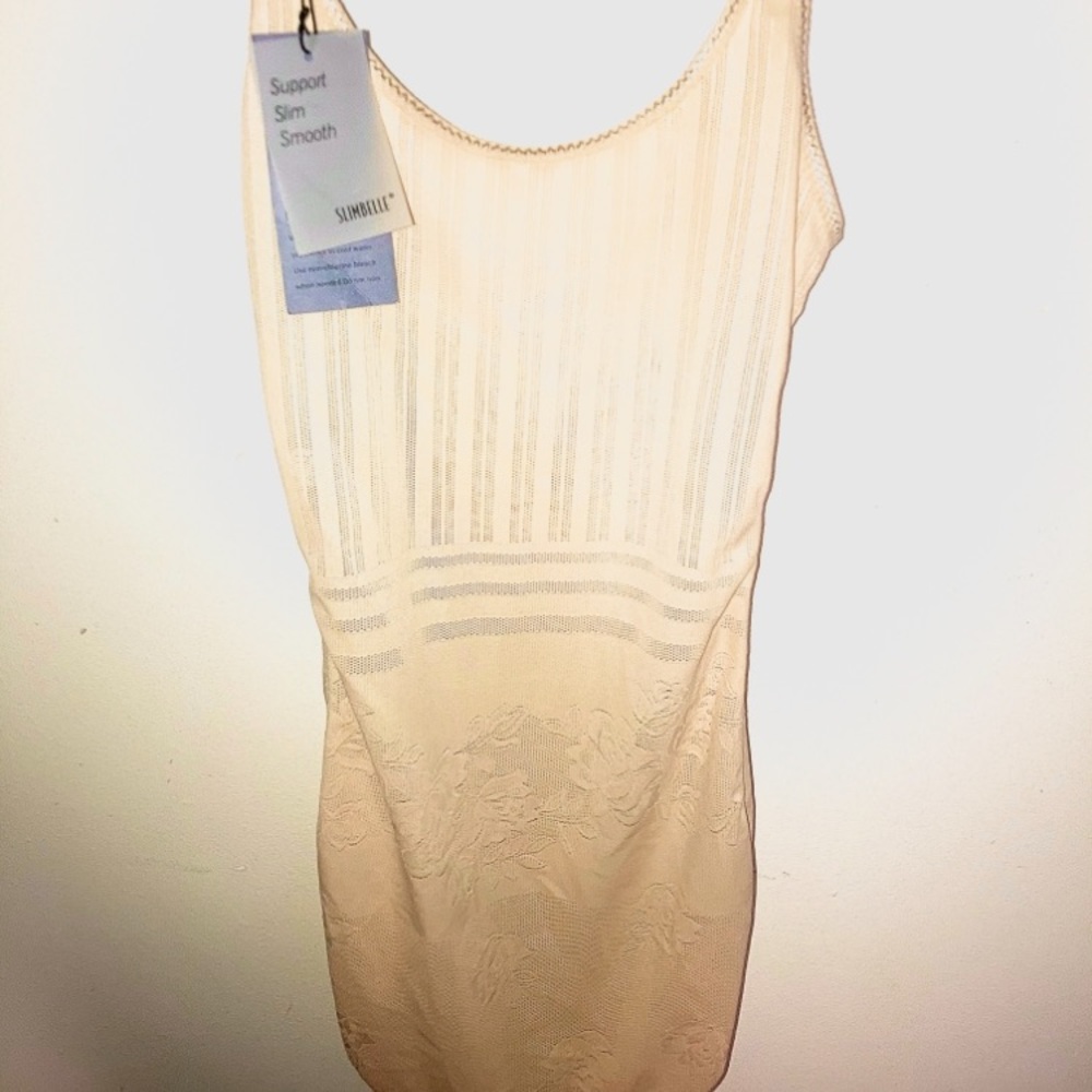 NWT Slimbelle full body shaper